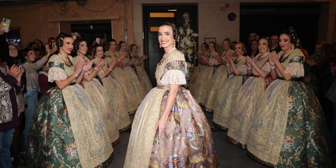 El espolín ‘Terreta’: Un homenaje tejido en seda para Carmen Prades Gil
