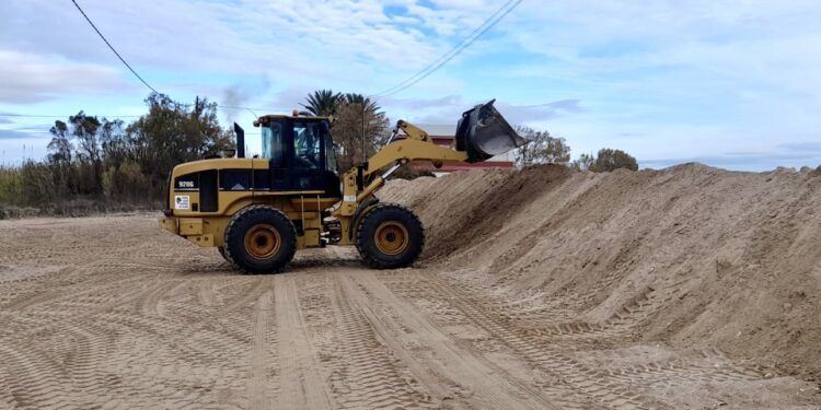 Cullera se prepara ante un temporal marítimo con olas de hasta 5 metros
