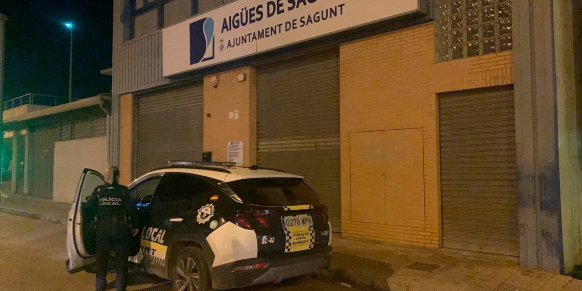 Sagunto logra regularizar casi el 30% de los enganches ilegales a la red de agua potable