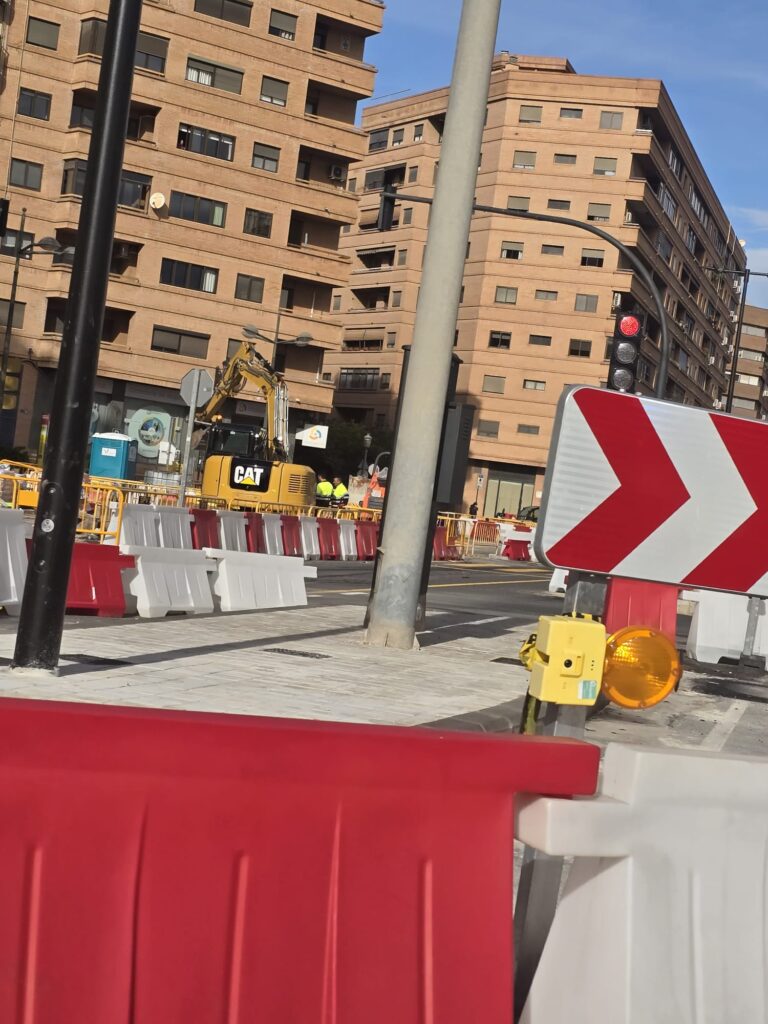 Obras Avda Giorgeta perez Galdos 1