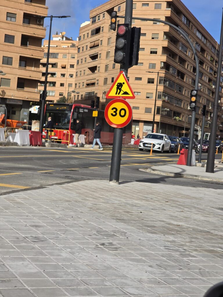 Obras Avda Giorgeta perez Galdos 7 1