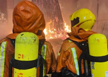 Drones y un centenar de efectivos blindarán las Hogueras de Sant Antoni en 45 municipios de la provincia de Valéncia
