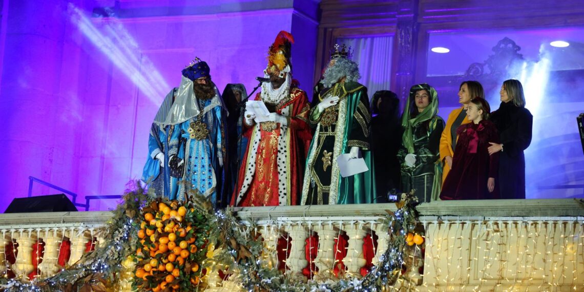 La Cabalgata de Reyes de Valéncia en el aire: probabilidad de 100% de lluvia y temperaturas muy bajas