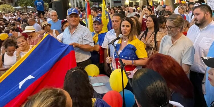 Movimiento Venezuela Libre y Mary Ponte expresan la posición de los venezolanos en la Comunitat Valenciana ante el futuro político de Venezuela