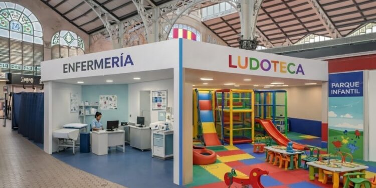 Proponen un punto de atención sanitaria y una ludoteca infantil en el interior Mercado Central de Valencia