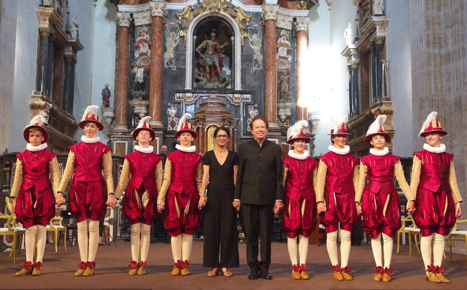 Valencia inicia el proceso para declarar la Danza de los Infantillos como Bien de Interés Cultural 2 WhatsApp Image 2026 01 13 at 13.03.08