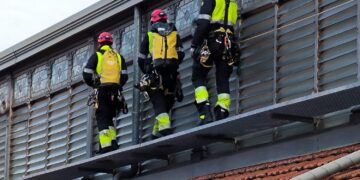 El Ayuntamiento licita la reparación de la cubierta del Mercado Central por 60.500 euros tras las múltiples goteras