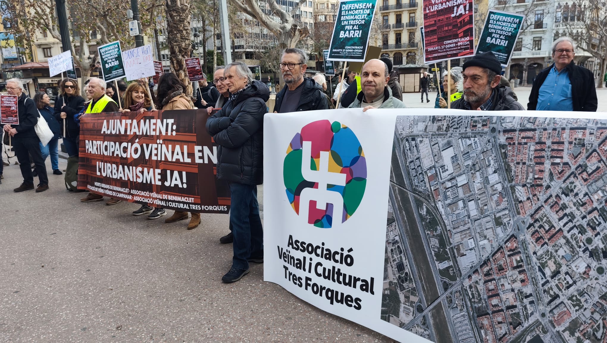 Tres asociaciones de vecinos le reclaman a Catalá que les escuche y participar en las decisiones que atañen a sus barrios 2 WhatsApp Image 2026 01 27 at 10.40.20