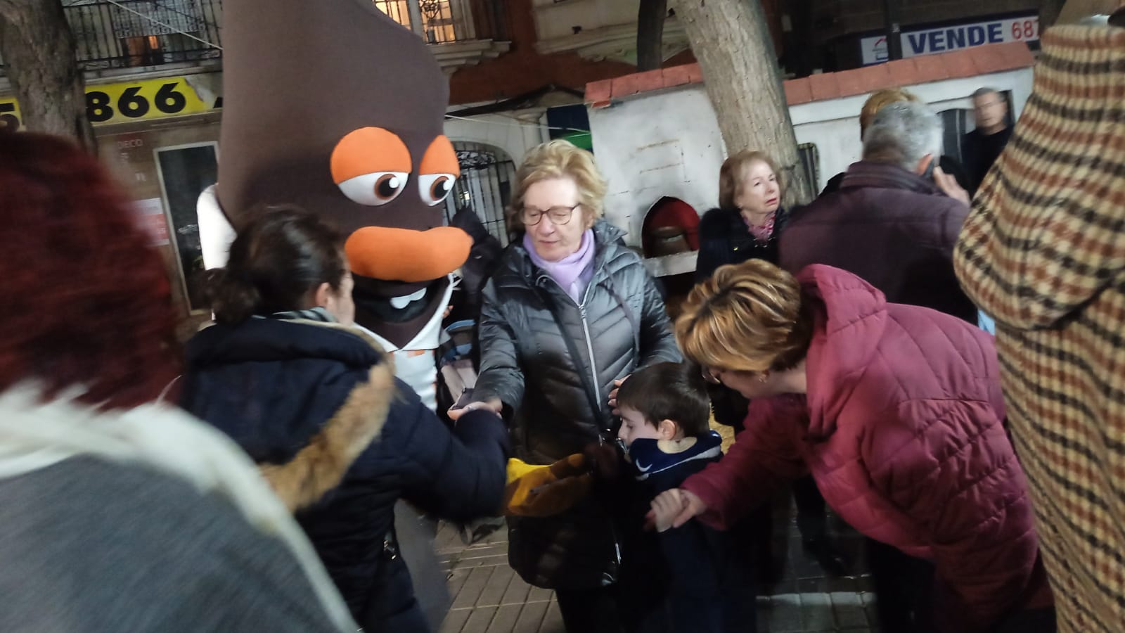Torrent se consagra como la capital del cacao: Éxito rotundo en la apertura de la III Feria del Chocolate 3 WhatsApp Image 2026 01 30 at 18.40.05