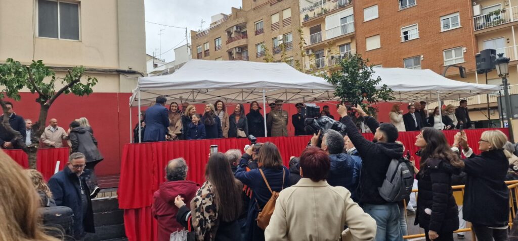 bendicion de animales de la calle Sagunto reune a miles de personas en Valencia por San Antonio Abad 20260117 104730 15 Mediana