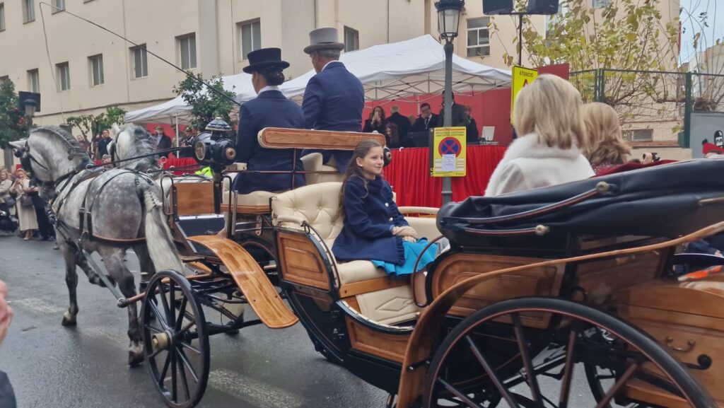 bendicion de animales de la calle Sagunto reune a miles de personas en Valencia por San Antonio Abad 20260117 104730 236 Mediana