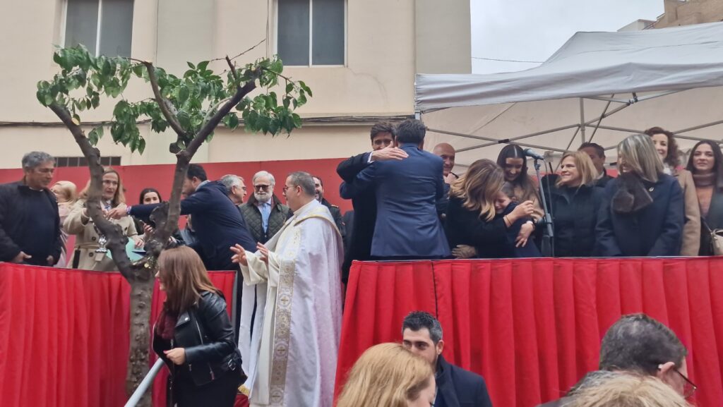 bendicion de animales de la calle Sagunto reune a miles de personas en Valencia por San Antonio Abad 20260117 104730 44 Mediana