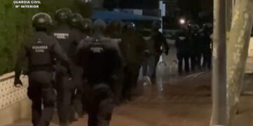 Desarticulada una banda responsable de numerosos robos con fuerza en viviendas en Alicante y Valencia