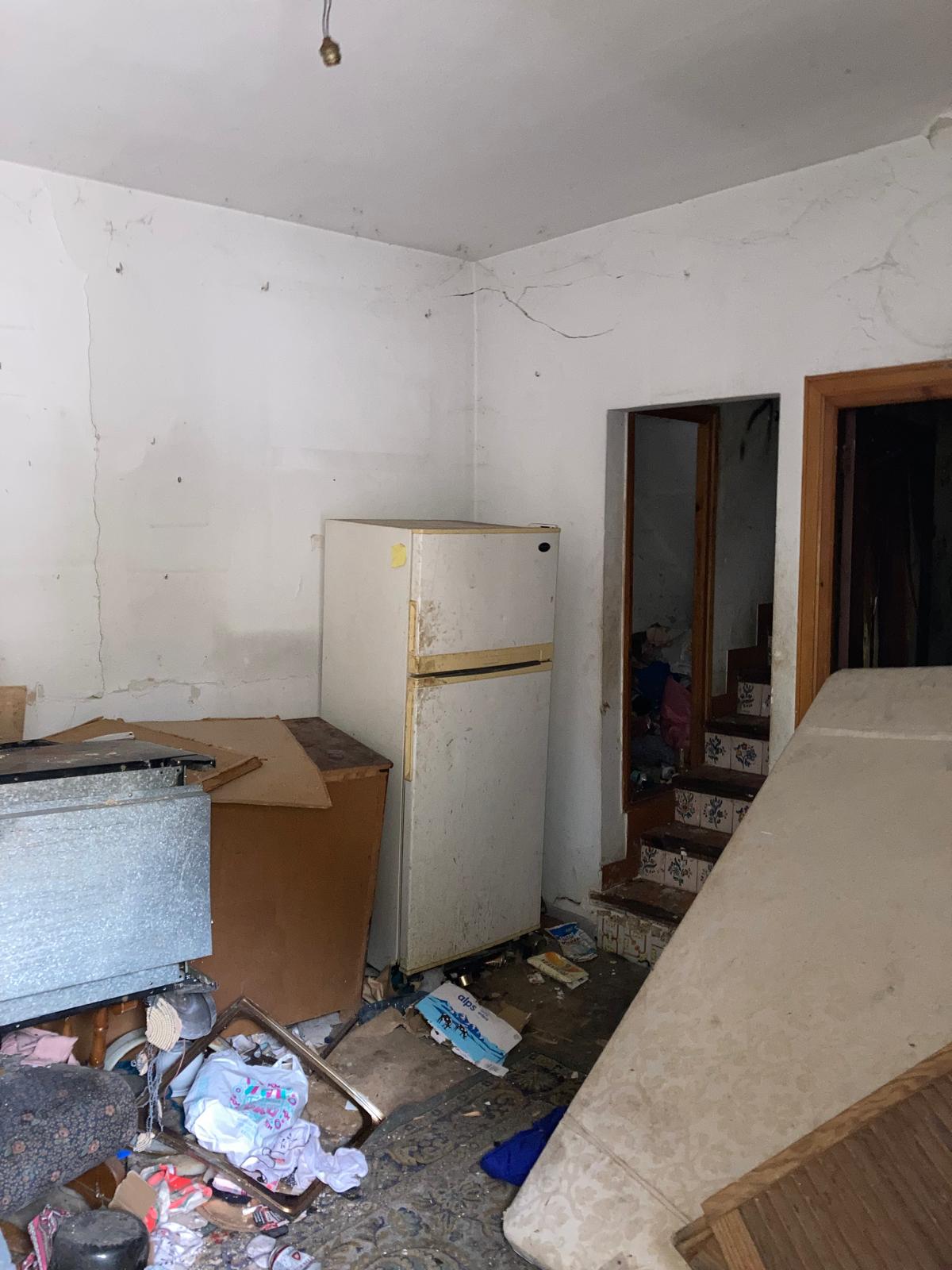 Xàtiva: El espejismo de FITUR frente a la cruda realidad de un casco antiguo en llamas 6 Interior casa okupada