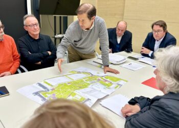 Benimaclet afianza su papel en el urbanismo participativo: el PAI se redefine con aportaciones vecinales 16 Reunión para el PAI de Benimaclet que integra zonas verdes y huertos urbanos.