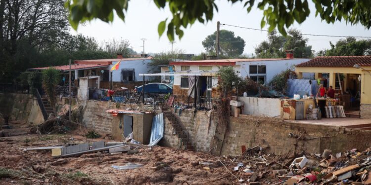 Torrent estalla contra la inacción de la CHJ: 16 meses de "parálisis" tras la DANA en el Barranco de Saurí