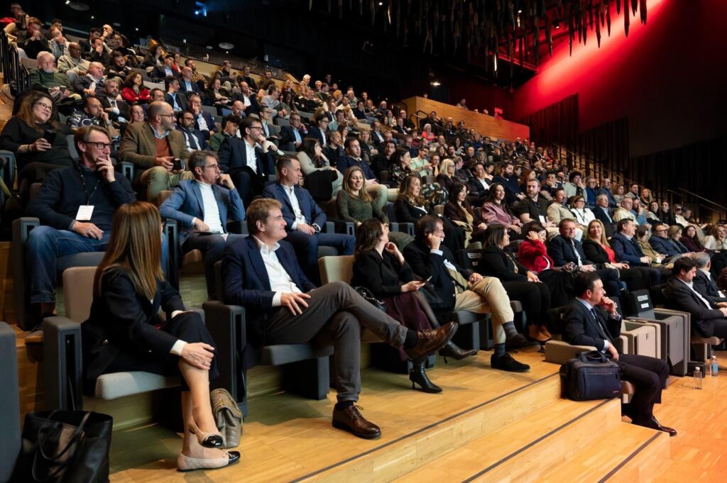 CaixaBank entrega las placas Michelin 2026 a 60 restaurantes de la Comunitat Valenciana y la Región de Murcia 13 CaixaBank entrega a 60 restaurantes de la Comunitat Valenciana y Region de Murcia 10