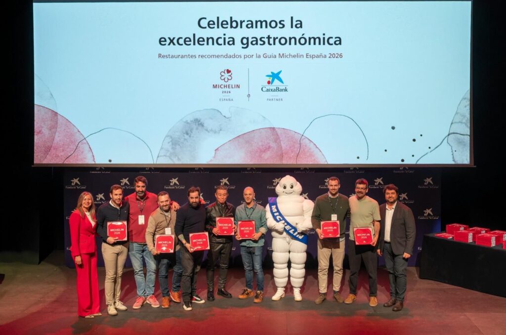CaixaBank entrega las placas Michelin 2026 a 60 restaurantes de la Comunitat Valenciana y la Región de Murcia 12 CaixaBank entrega a 60 restaurantes de la Comunitat Valenciana y Region de Murcia 9