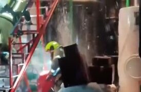 Un incendio en la sala de calderas del Hospital General de Valencia moviliza a tres parques de bomberos