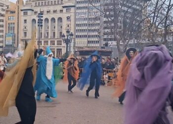 #Falles2026Valencia: Llega la Cabalgata del Ninot y la primera pieza de la Falla Municipal 2026