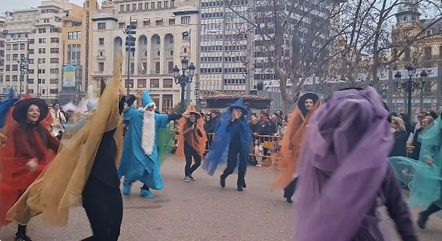 #Falles2026Valencia: Llega la Cabalgata del Ninot y la primera pieza de la Falla Municipal 2026 1 #Falles2026Valencia: Llega la Cabalgata del Ninot y la primera pieza de la Falla Municipal 2026
