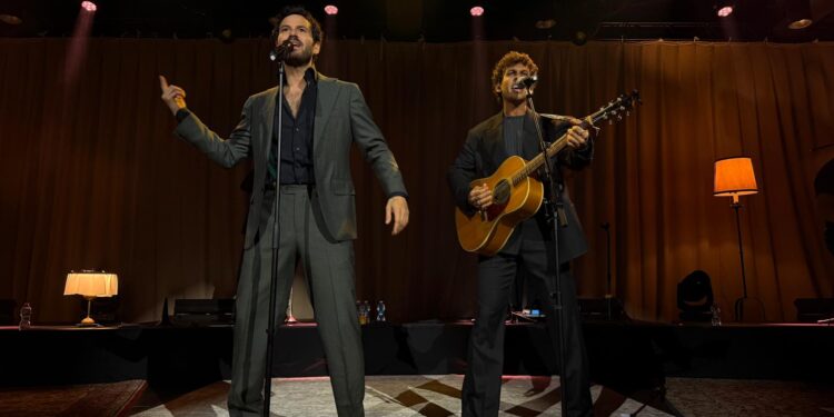 Taburete celebra sus grandes éxitos en el Auditorio Roig Arena