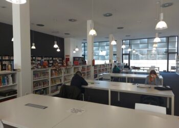 Valencia refuerza el apoyo al estudiante: cinco bibliotecas municipales abrirán 24 horas en exámenes