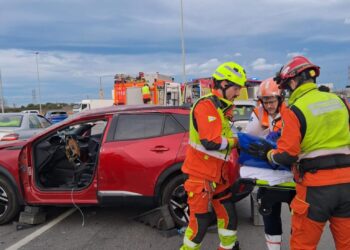 Intervención de Emergencia en la CV-403: Rescate en Torrent