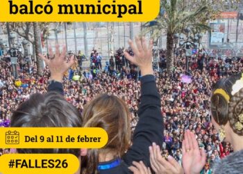 El Ajuntament de Valéncia abre el plazo para el sorteo de pases al balcón municipal: el lugar más codiciado de las Fallas 2026