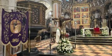 El Marítimo conquista el corazón de Valencia: La Hermandad del Cristo del Salvador hace historia en su 175º aniversario