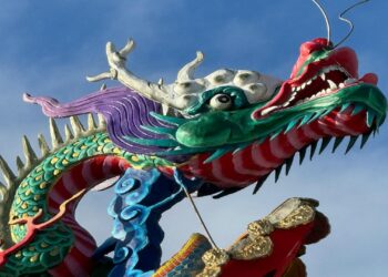 Valéncia se prepara para el galope del Caballo de Fuego: Guía de la XV Edición del Año Nuevo Chino