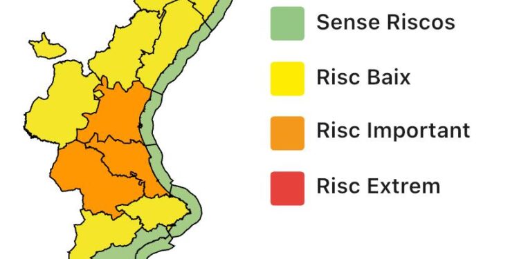 La Comunidad Valenciana en vilo ante un "reventón" de vientos de más de 100 km/h. Se amplían las alertas