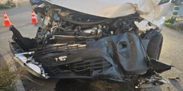 Un herido en un aparatoso accidente en el cruce de Quatre Camins de Alboraya