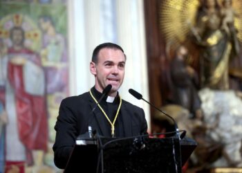 El Marítimo alza el telón: Juan B. Pons Salvador proclama el inicio de la Semana Santa Marinera 2026