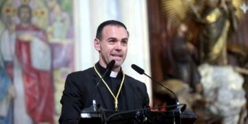 El Marítimo alza el telón: Juan B. Pons Salvador proclama el inicio de la Semana Santa Marinera 2026