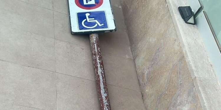 La colaboración vecinal permite identificar a dos vándalos en La Patacona 1 La colaboración vecinal permite identificar a dos vándalos en La Patacona