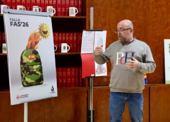 El espíritu militar se funde con el fuego: "Valors", la falla de Jordi Palanca para las Fuerzas Armadas en 2026