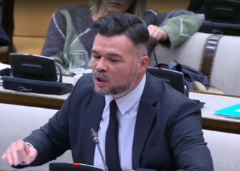 Rufián vuelve con la DANA: insultos, reproches… cuando  nunca pisó Valencia