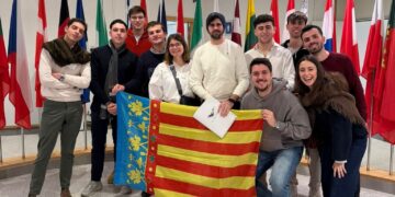 Les Joventuts Ratpenatistes denuncien en el Parlament Europeu la discriminació dels usuaris de les Normes d'El Puig