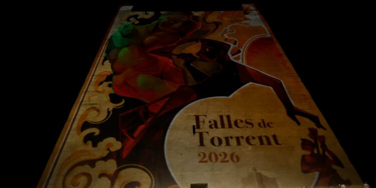 Torrent hace historia: 50 años de Crida bajo el clamor de 5.000 falleros