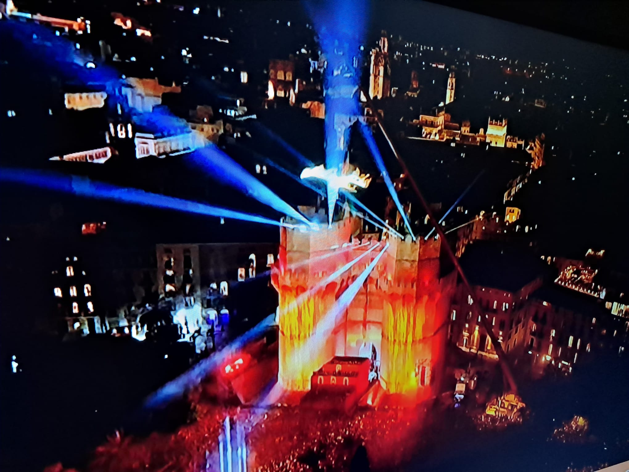 El resurgir del Fénix sobre las Torres de Serrans: Un espectáculo épico 100% valenciano congrega 100.000 personas 5 WhatsApp Image 2026 02 22 at 20.03.081