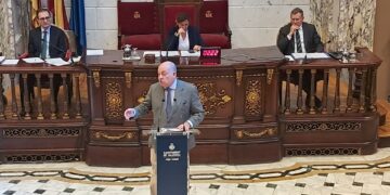 La Federación Vecinal rompe con Marí Olano y exige su dimisión tras despreciar la legitimidad vecinal en el Pleno