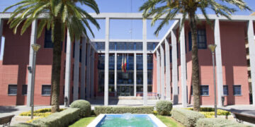 Chirivella suspende la Cabalgata Fallera y cierra espacios públicos ante el riesgo por fuertes vientos