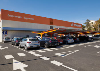 Consum sube el salario un 2,9% a toda su plantilla: más de 23.000 trabajadores cobrarán al menos 643 euros más al año