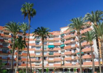 Héroes y tragedia en el Arenal: Un incendio en Xàbia se cobra dos vidas y deja una comunidad conmocionada