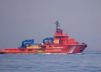 Se estanca la búsqueda de Adrián, el murciano desaparecido en el mar de Alicante: “Ya no se busca con medios activos”