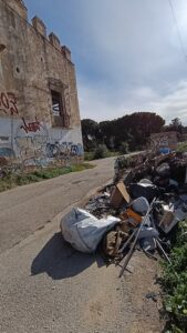 Vertedero en la alquer&iacute;a de la Torre (BRL)