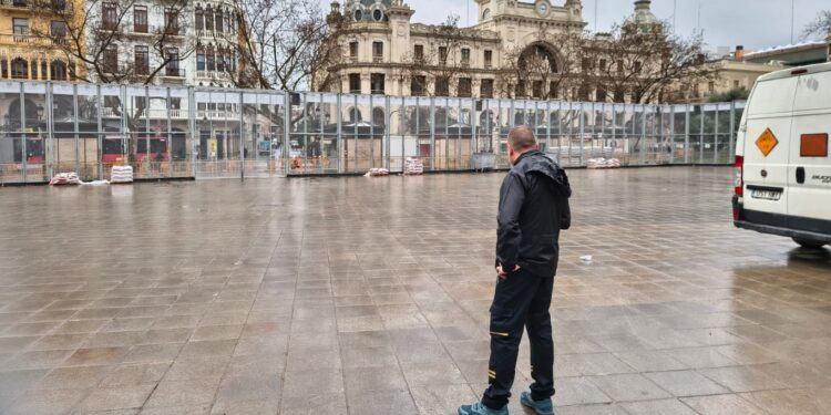 Magdalena y Fallas pendientes del cielo. Casi 60 litros de lluvia en Vilallonga acumulados hoy 1 Magdalena y Fallas pendientes del cielo. Casi 60 litros de lluvia en Vilallonga acumulados hoy