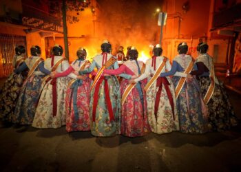 Torrent despide las Fallas del 2026. El fuego pone punto y final transformando el arte en cenizas
