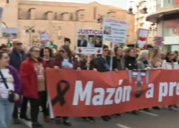 Guerra de cifras en la nueva manifestación contra Mazón por la DANA